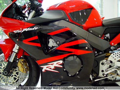 Honda CBR954RR