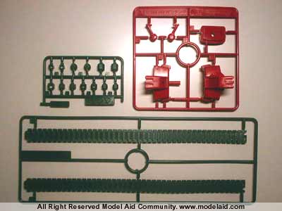 HGUC RX-75 Guntank - E.F.S.F. Prototype Long Range Support Mobile Suit (Bandai 1/144)