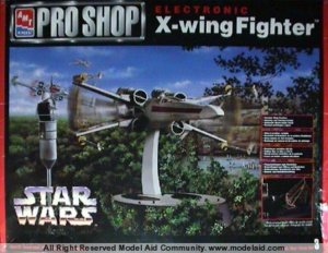 Starwars Pro Shop Electronic X-wing Fighter (AMT/ERTL 1/35)
