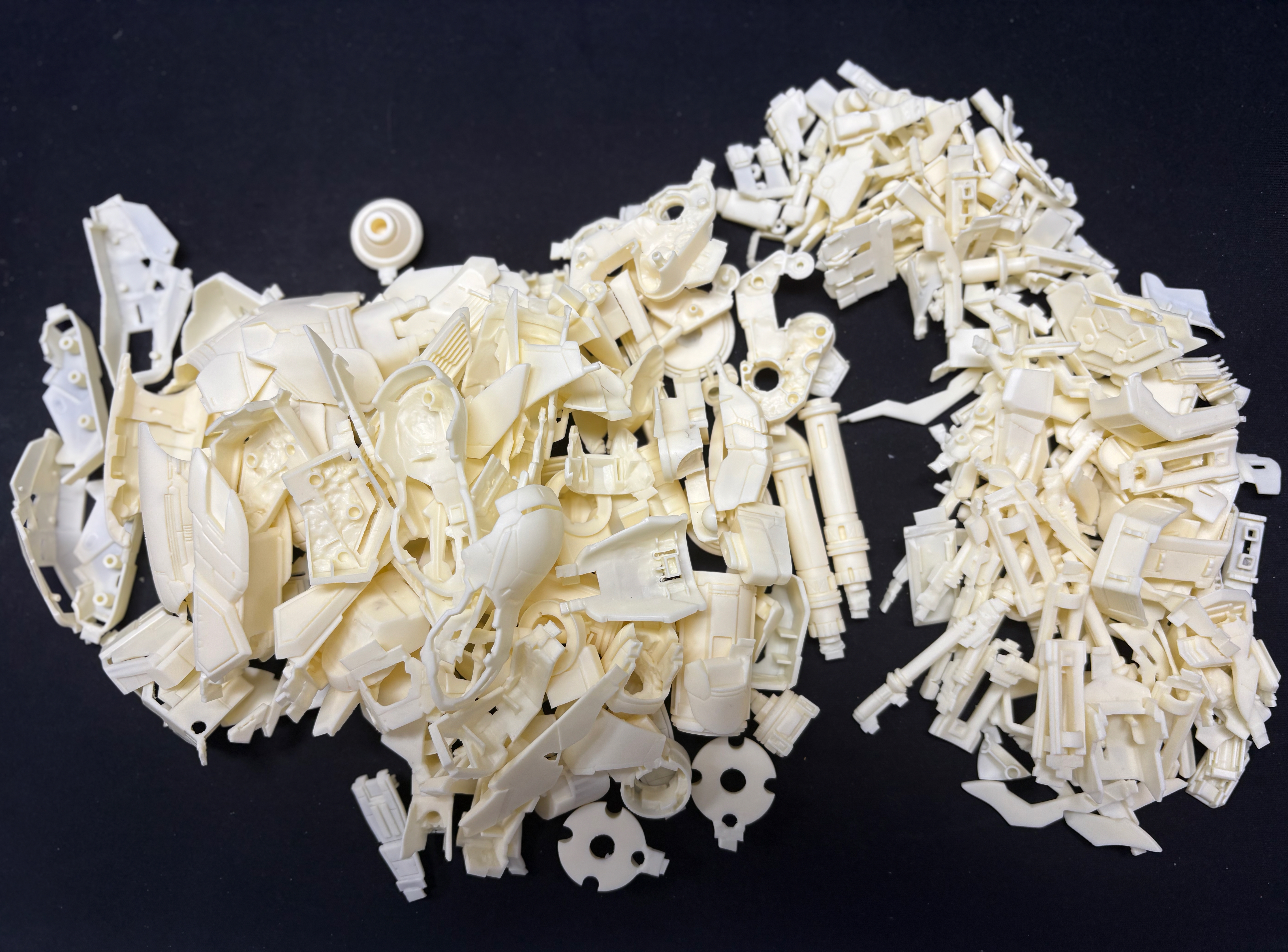 MSN-04 Sazabi Ver. Ka Conversion Kit (E2046 1/100)