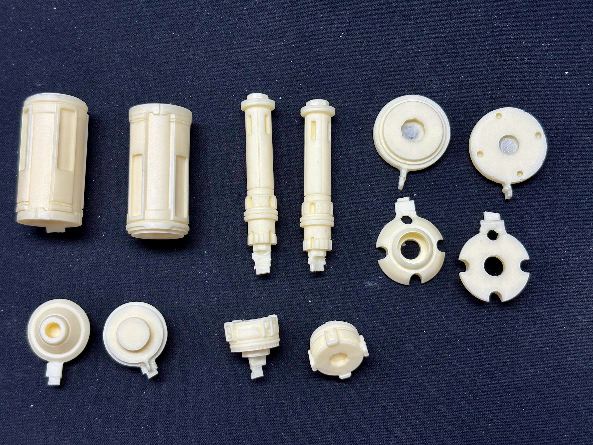 MSN-04 Sazabi Ver. Ka Conversion Kit (E2046 1/100)