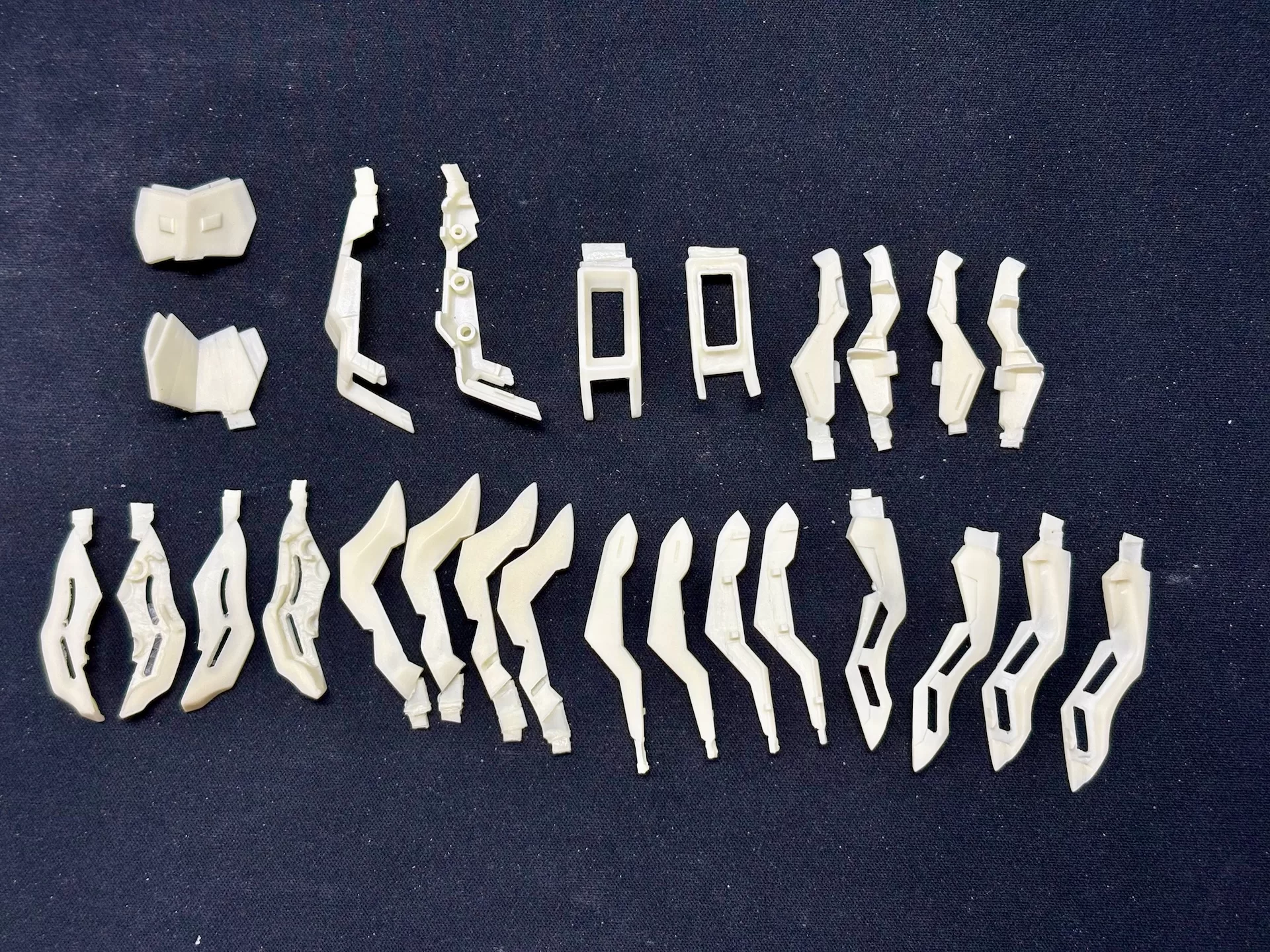 MSN-04 Sazabi Ver. Ka Conversion Kit (E2046 1/100) MSN-04 Sazabi Ver. Ka Conversion Kit (E2046 1/100)