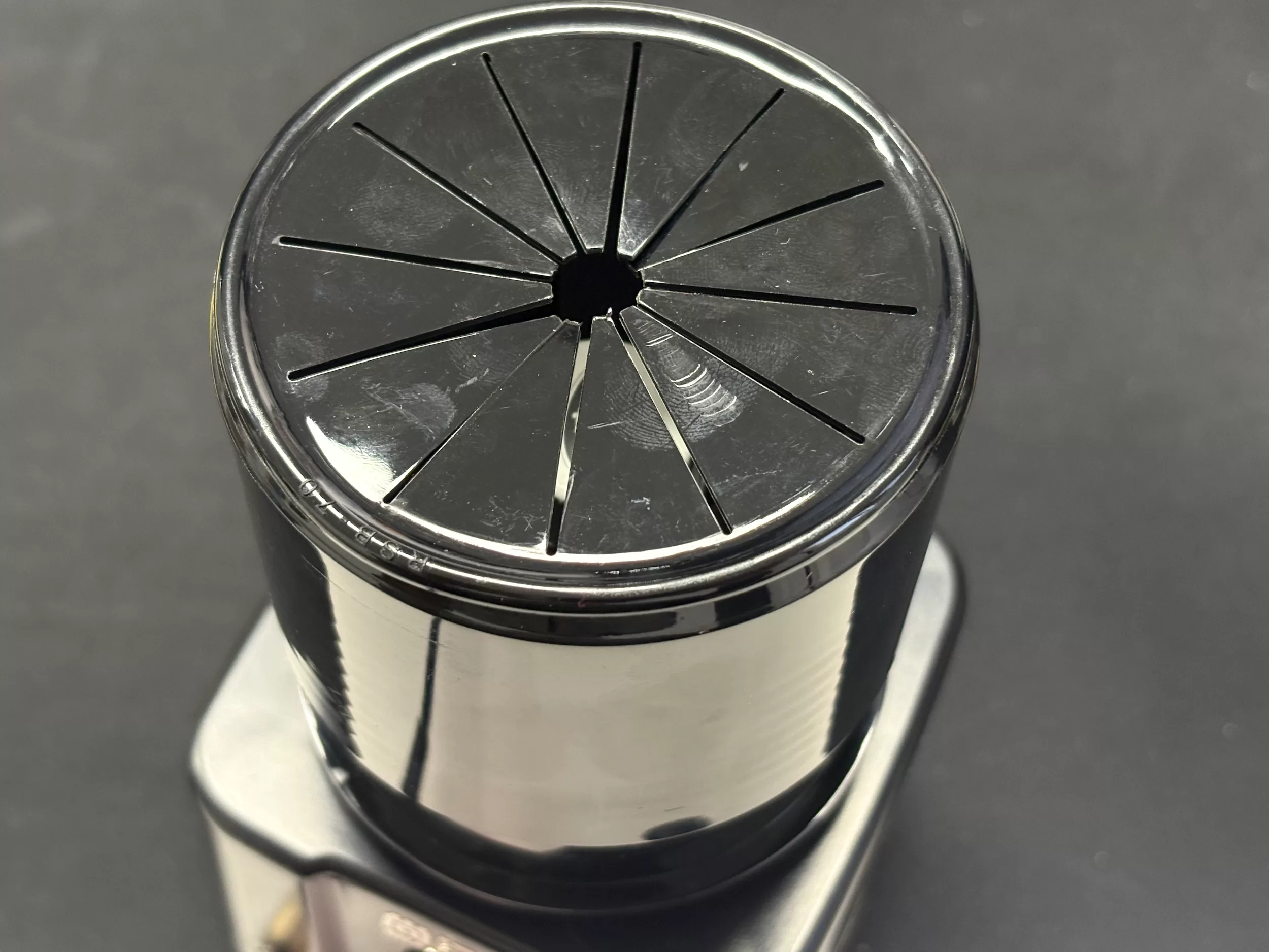 Paint Shaker (페인트 쉐이커, 도료 교반기) Paint Shaker (페인트 쉐이커, 도료 교반기)