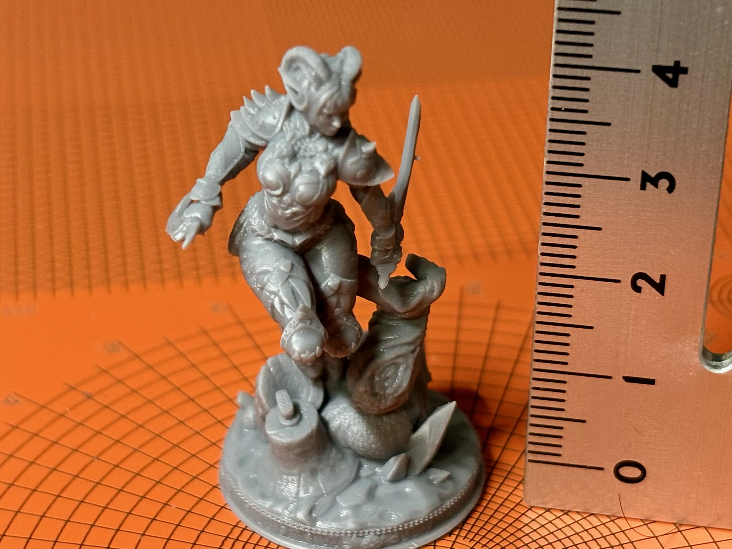 Master of Poisoned Talons – Orlena (DM Stash 32mm) Master of Poisoned Talons – Orlena (DM Stash 32mm)