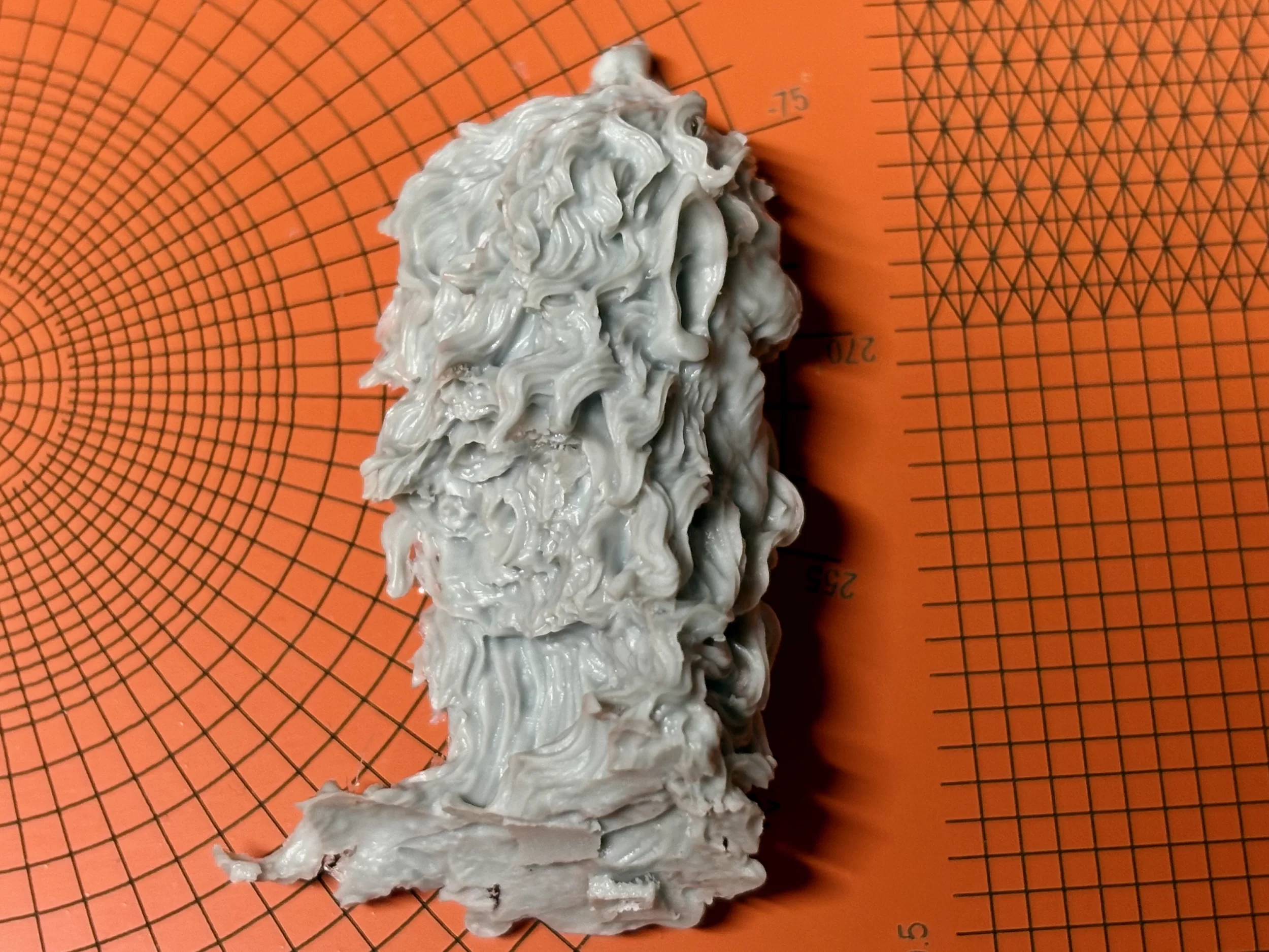 HILDA Valkyrie (Aradia miniatures 75mm) HILDA Valkyrie (Aradia miniatures 75mm)